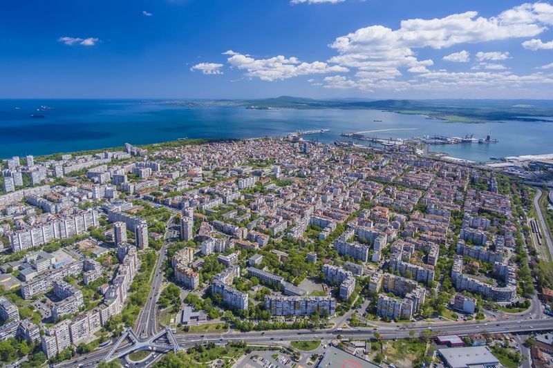 Автоматизират управлението на светофарите в Бургас Автоматизират управлението на светофарите в Бургас