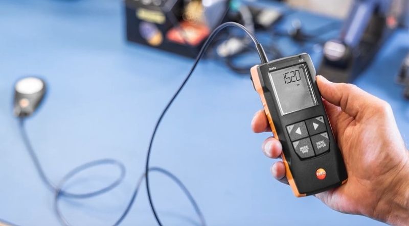 Измерването на осветеност е лесно, интуитивно и интелигентно с цифровия луксметър testo 545 Измерването на осветеност е лесно, интуитивно и интелигентно с цифровия луксметър testo 545