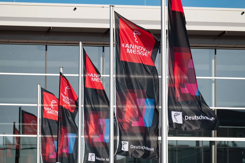 Hannover Messe организира международна конференция за AI технологиите в индустрията през януари