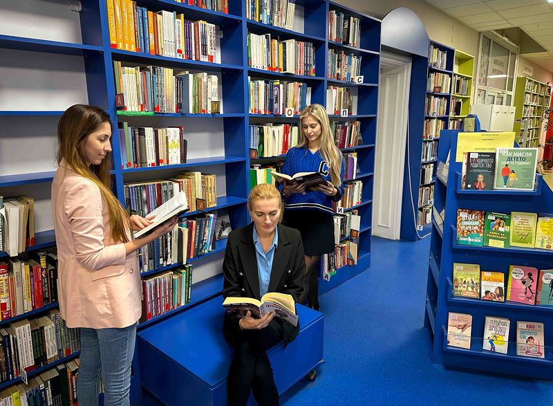 Столична библиотека внедри модерна RFID система за проследяване на книгите, дарена от Amusnet Столична библиотека внедри модерна RFID система за проследяване на книгите, дарена от Amusnet